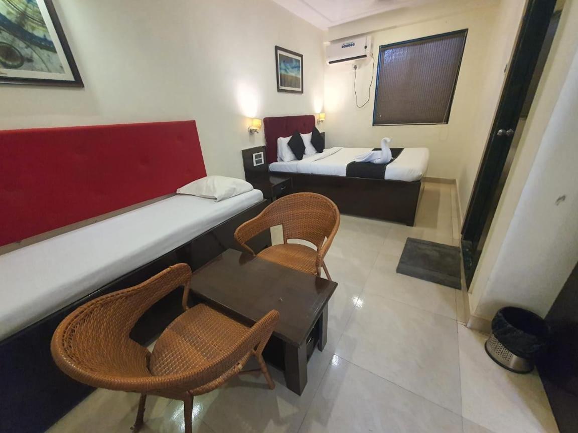 Hotel O Silver Leaf بانتشجانى المظهر الخارجي الصورة