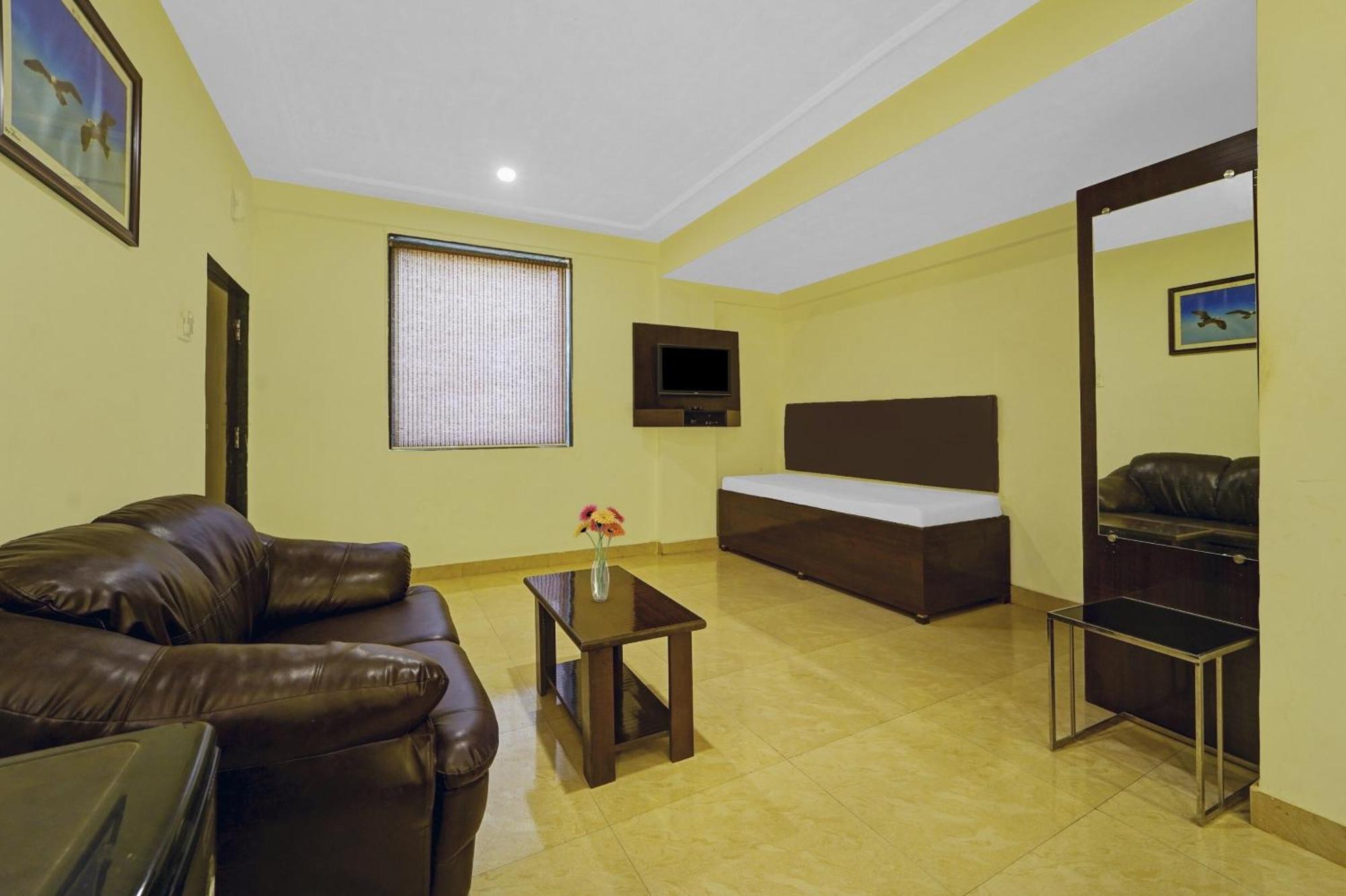 Hotel O Silver Leaf بانتشجانى المظهر الخارجي الصورة